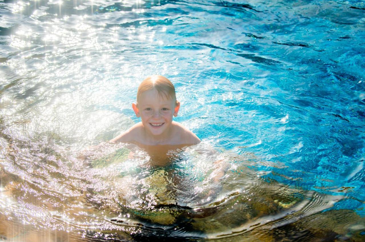 Hotel The Capital Zimbali Ballito Exteriér fotografie Swimming