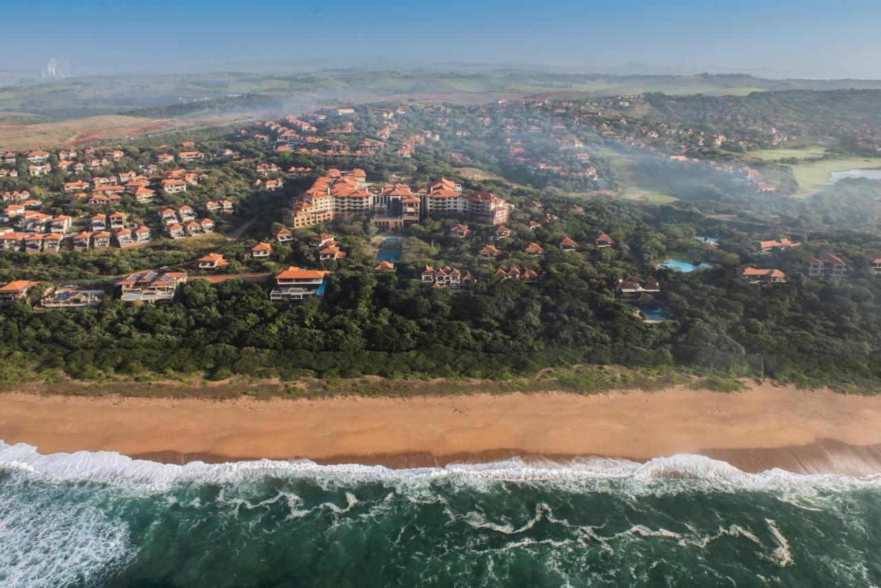 Hotel The Capital Zimbali Ballito Exteriér fotografie Aerial view of the village