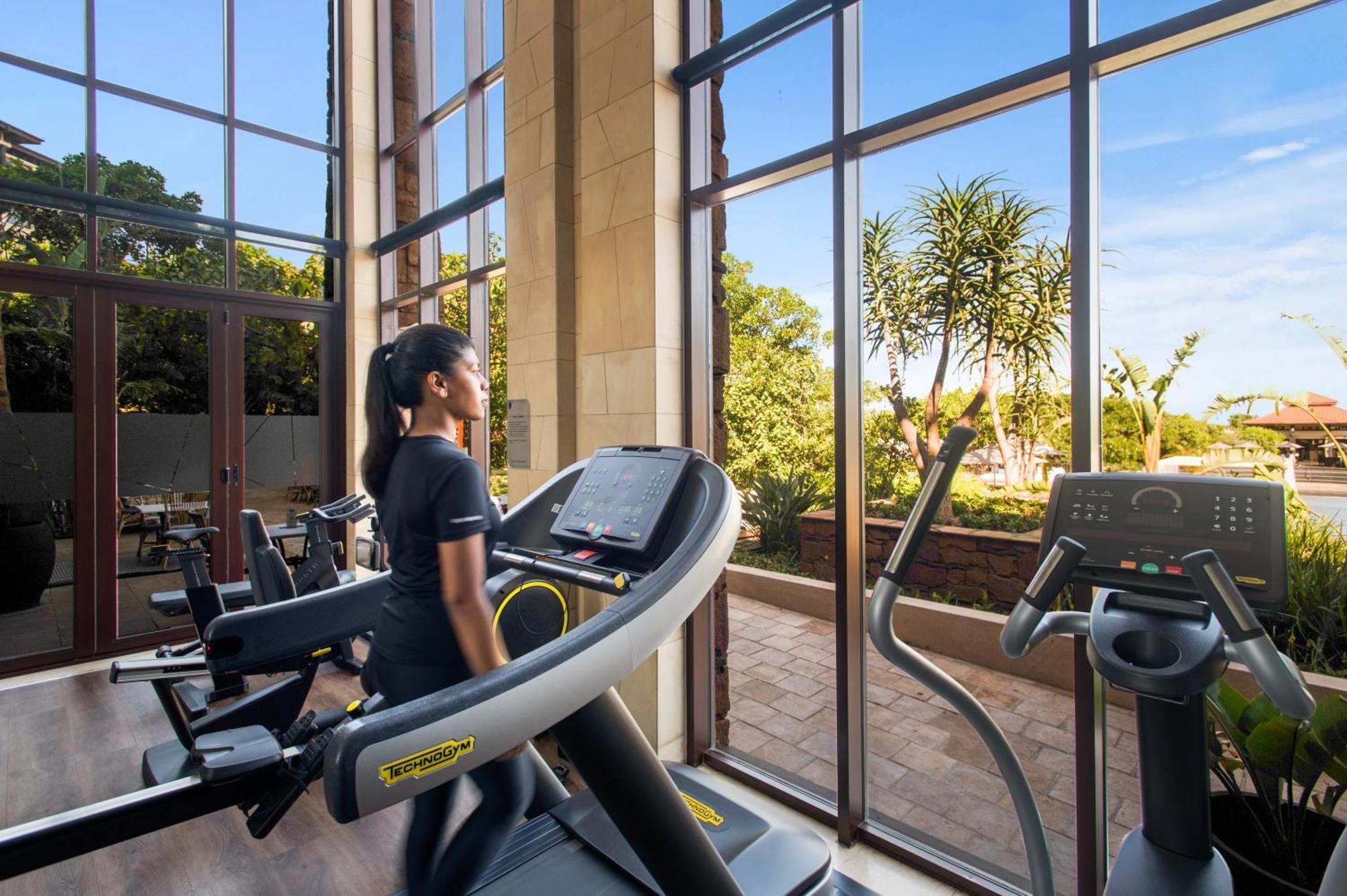 Hotel The Capital Zimbali Ballito Exteriér fotografie The gym at The Park, Hyderabad